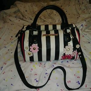 Adorable Betsey Johnson Shoulder Purse